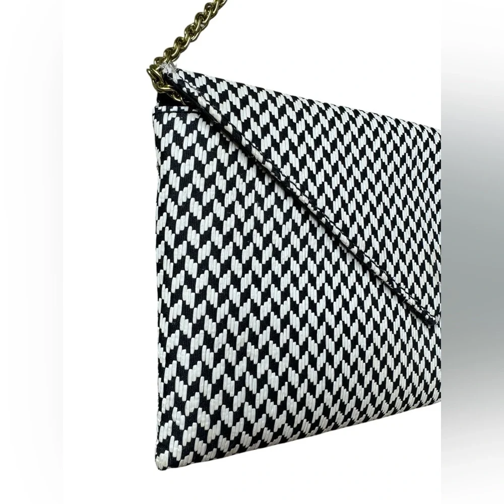 J Crew Black White Woven Envelope Clutch Gold‎ Chain